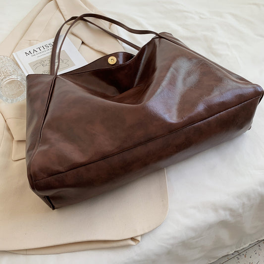 Olivia Leather Shoulder Bag